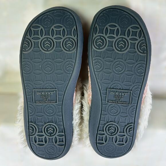 Isotoner Slippers Women Size 7.5 Pink White Popcorn Chenille Faux Fur Slip Ons - Picture 6 of 10